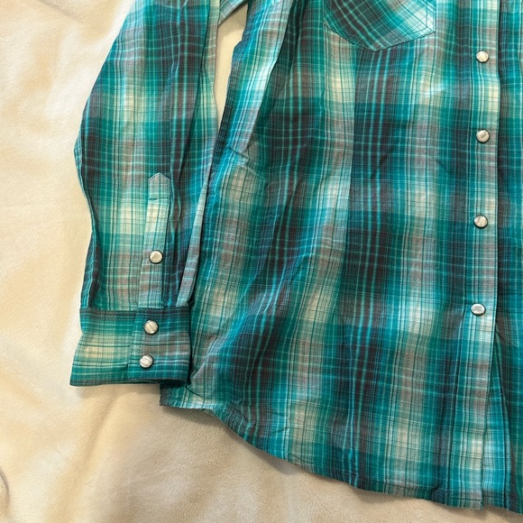 Ariat Women’s Teal Plaid Button Down Shirt - Picture 4 of 7